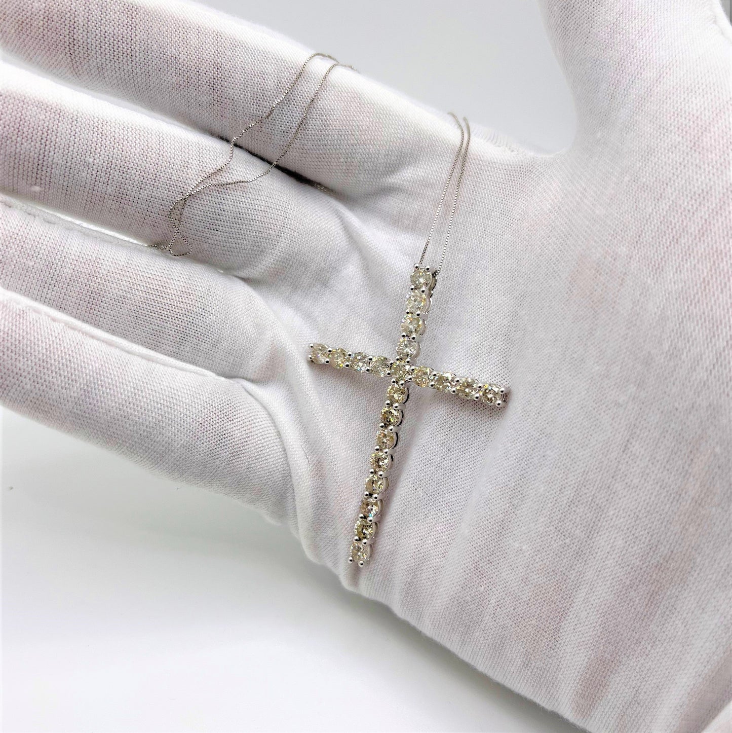 Collar con Colgante de Cruz de Diamante de Plata Esterlina .925 - 18"