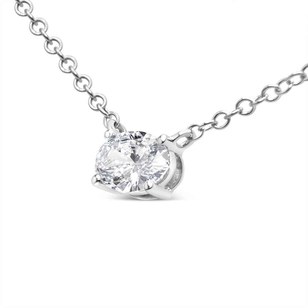 Collar de diamante ovalado cultivado en laboratorio de oro blanco de 14 quilates