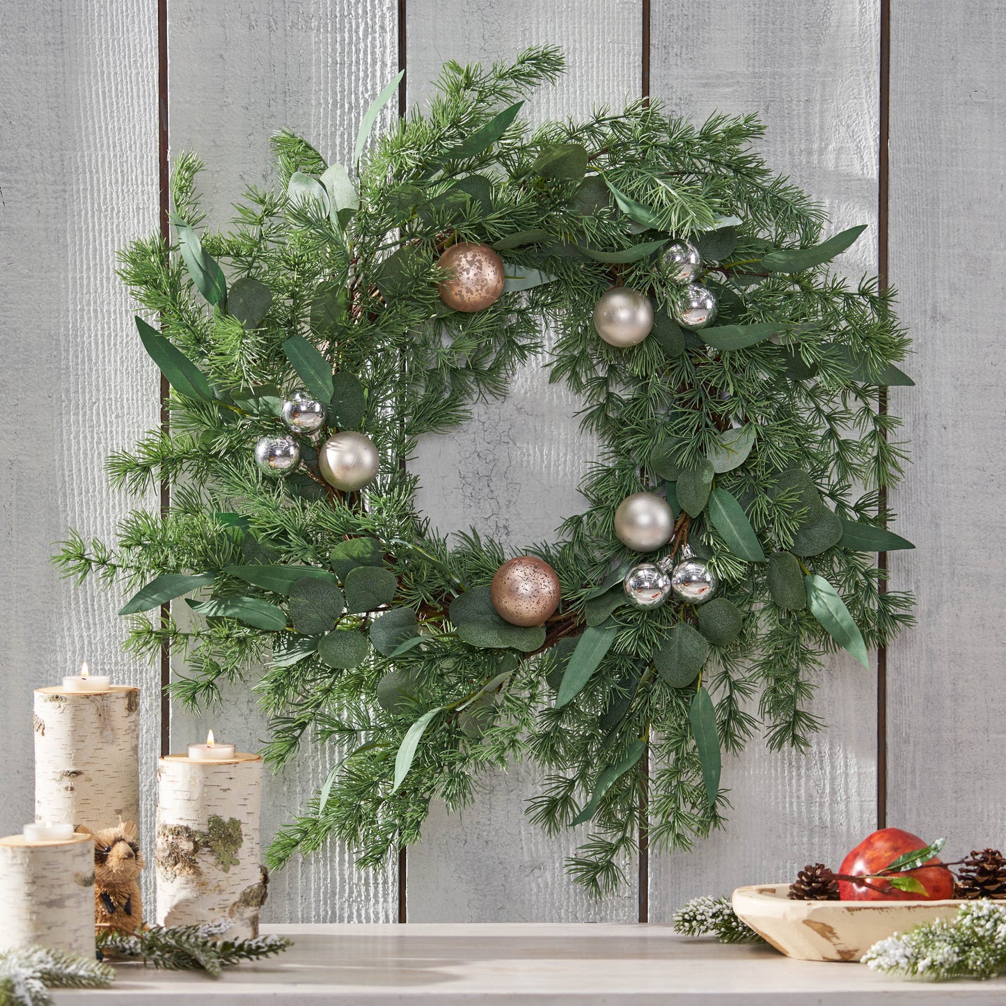 22" BERRY/EUCALYPTUS/PINECONE WREATH - Korvel