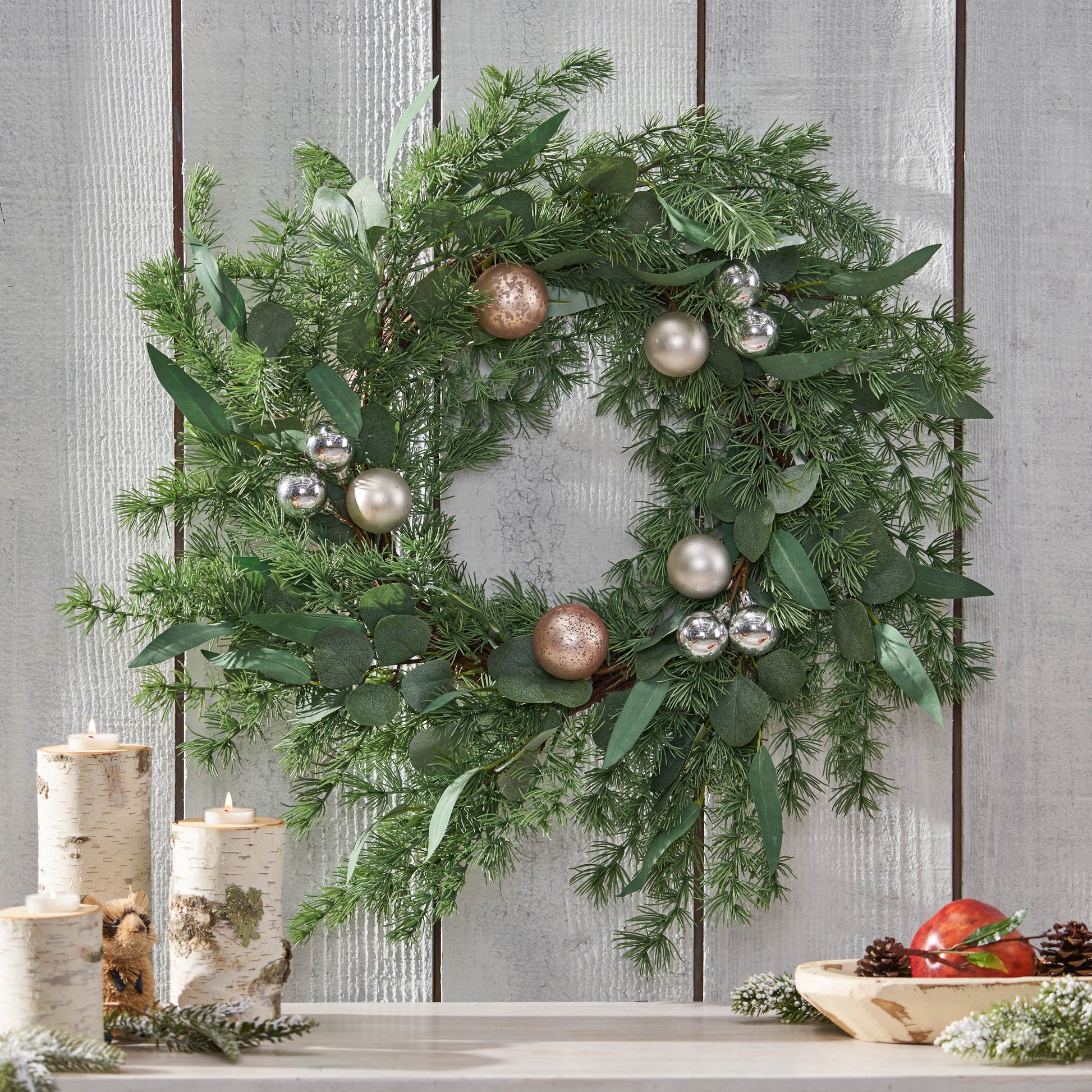 22" BERRY/EUCALYPTUS/PINECONE WREATH - Korvel