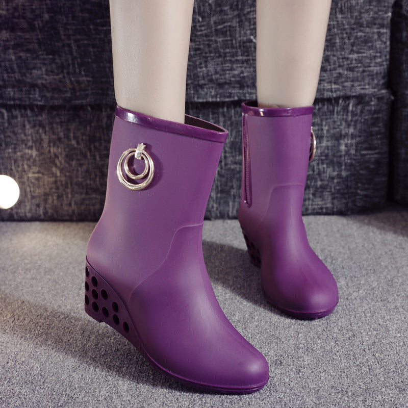 Fashionable Mid-Tube Waterproof Rain Boots for Women