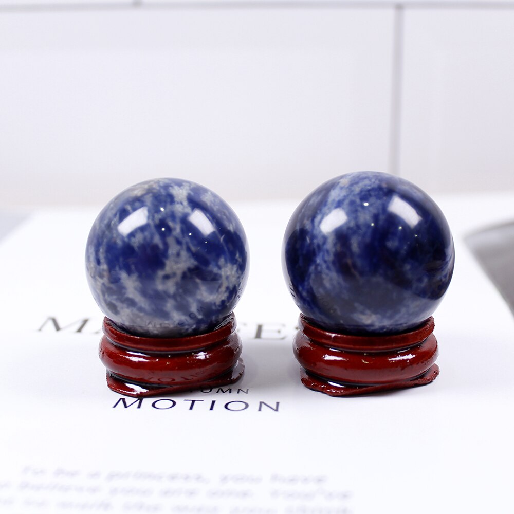Natural crystal ball polished crystal crafts Blue-vein stone sodalite Wish ball ornament - Korvel