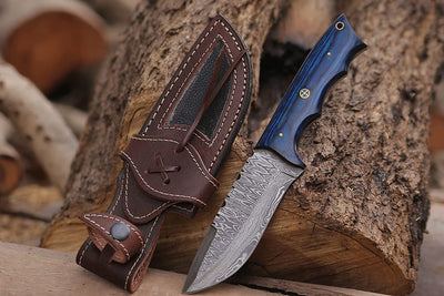 Premium Damascus Steel Hunting Knife with Elegant Pakka Wood Handle - Korvel