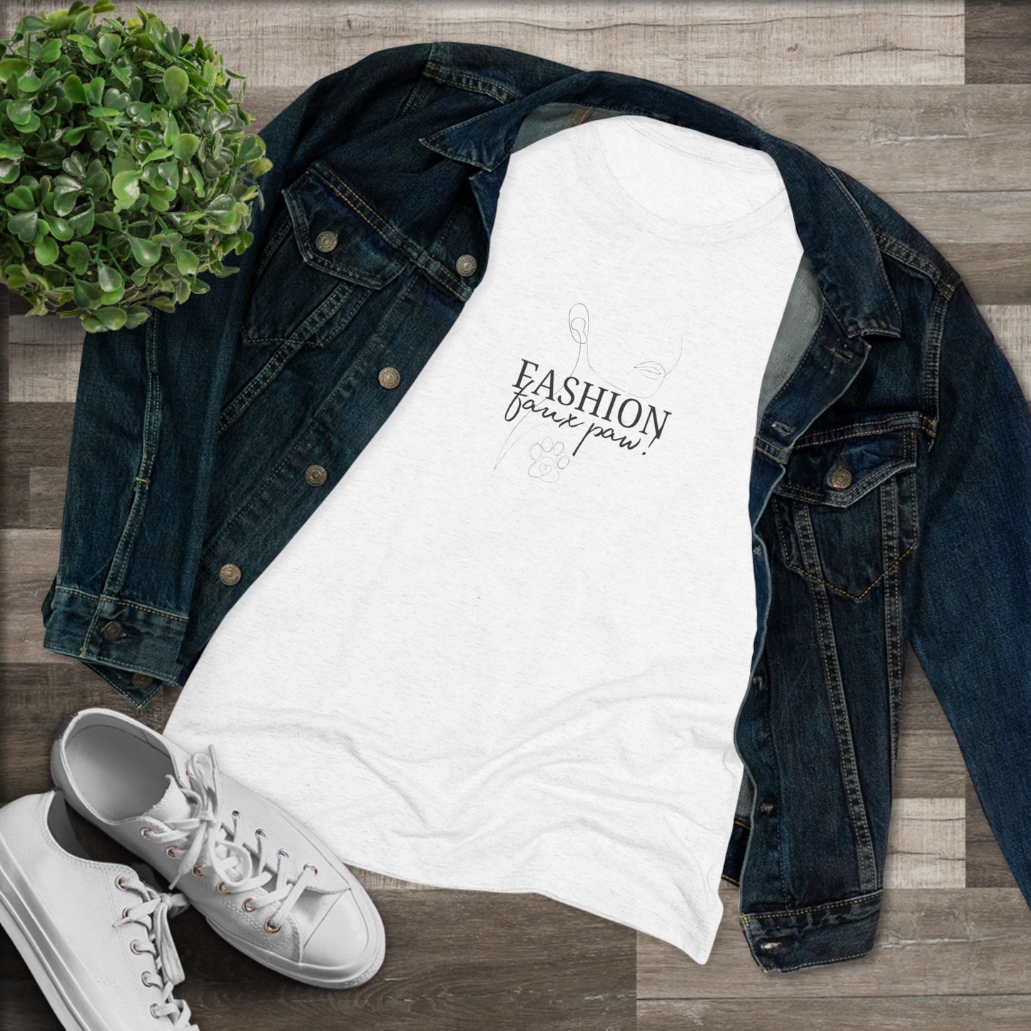 Trendy Women's Triblend T-Shirt - Fashion Faux Paw - Korvel