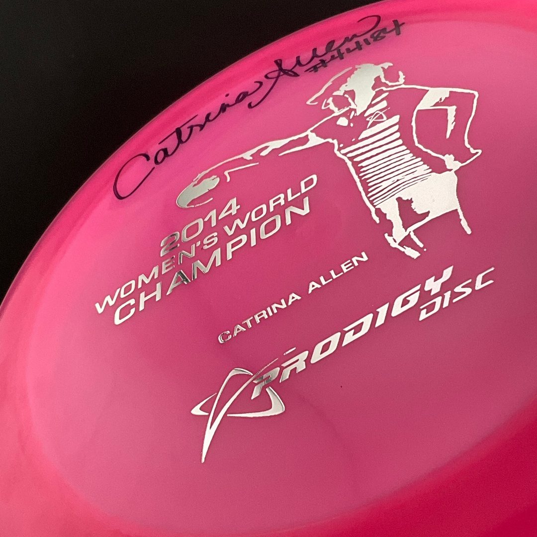 D1 (400) Signé - Championne du Monde 2014 Catrina Allen