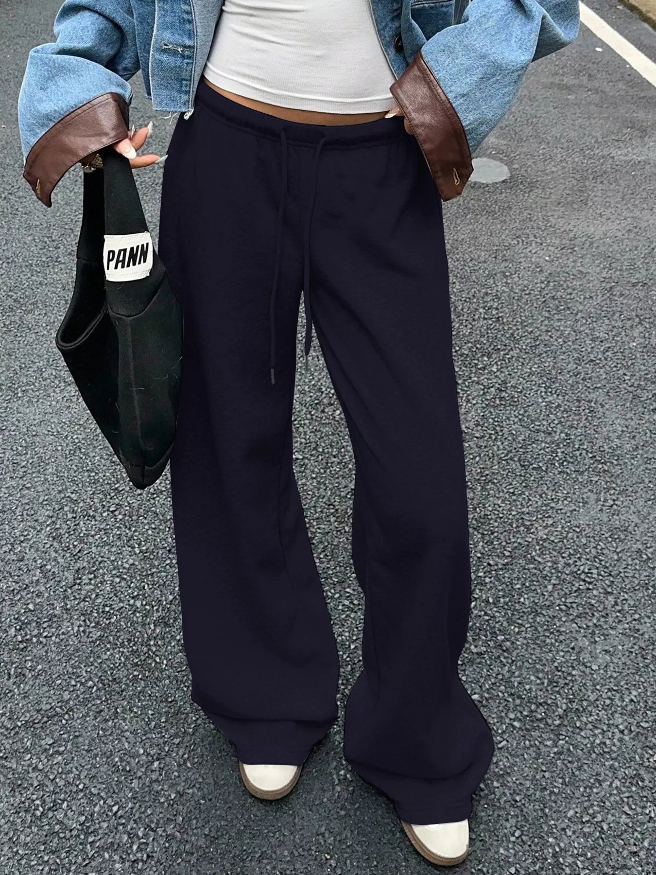 Pantalons de survêtement à taille large avec cordon de serrage