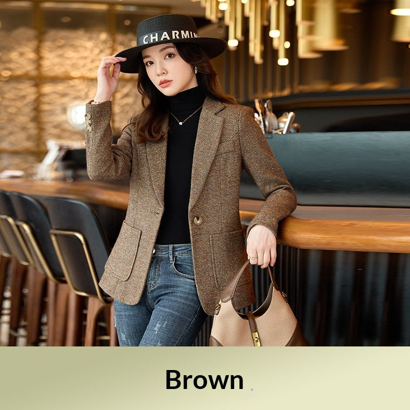 Sophisticated Wool Sport Jacket for Spring and Autumn
