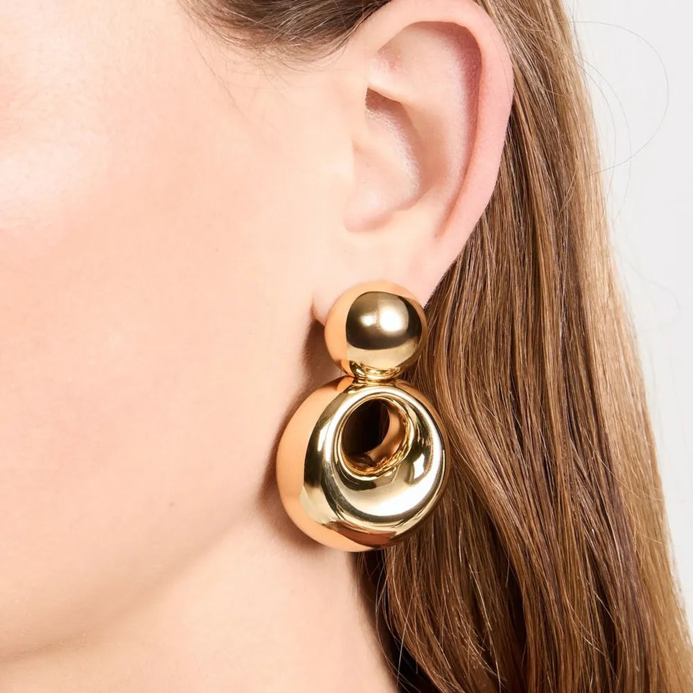 Elegant 18K Gold-Plated Cutout Earrings