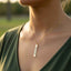 Collier à barre verticale Winning Big | Pièce maîtresse audacieuse
