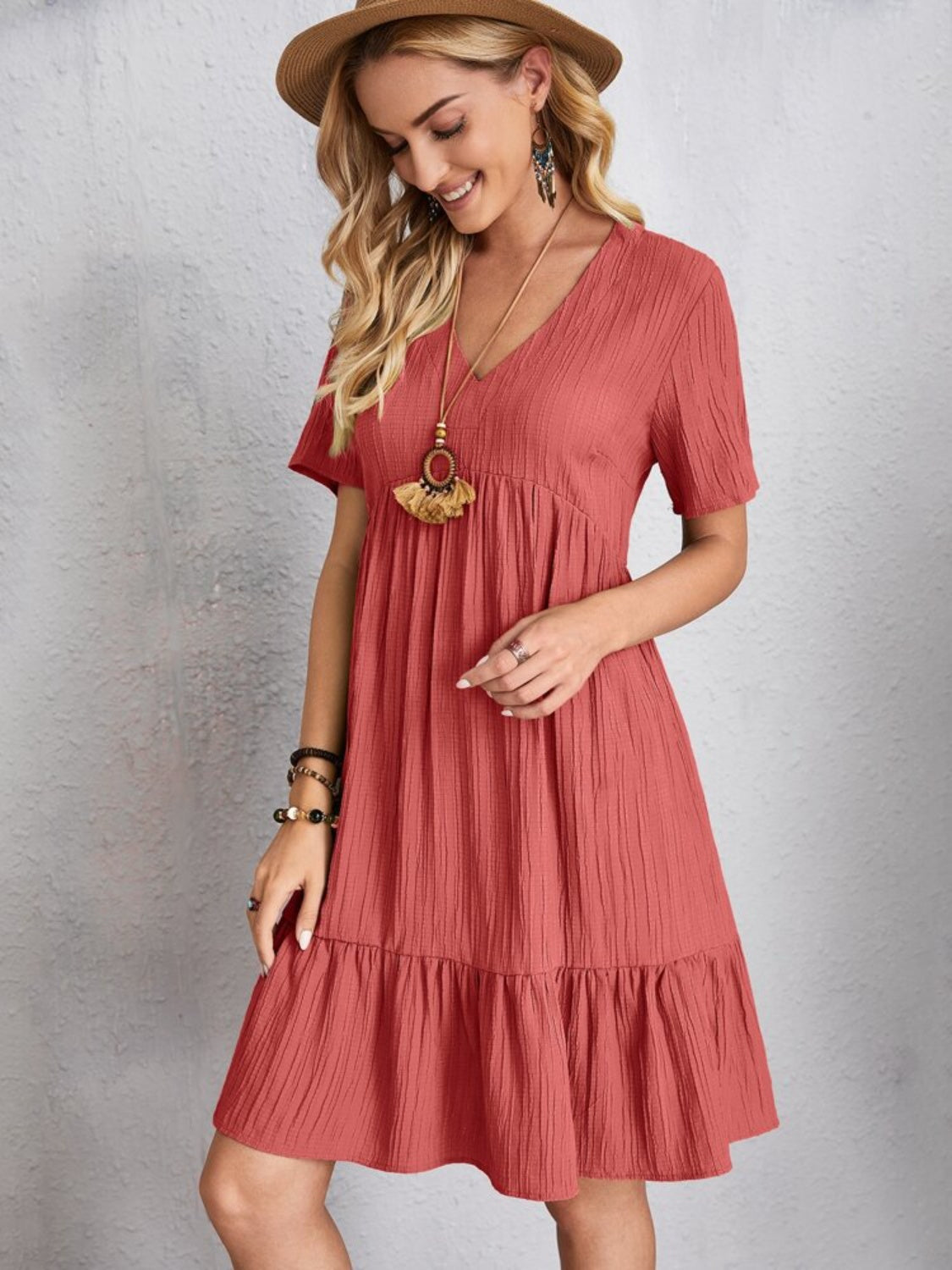 Vestido Clásico de Cuello en V de Manga Corta para Mujeres