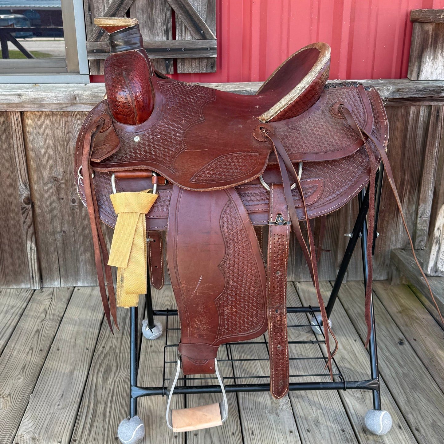 Silla de Roper Ranch Premium de 16"