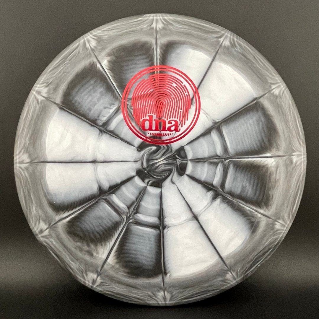 Exo Hard Vapor MD5 - Série DNA de Kyle Klein