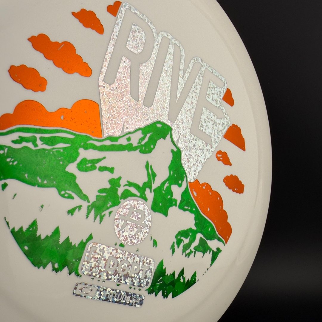 Royal Grand Rive - Isaac Robinson x DGPT Triple Foil Disc