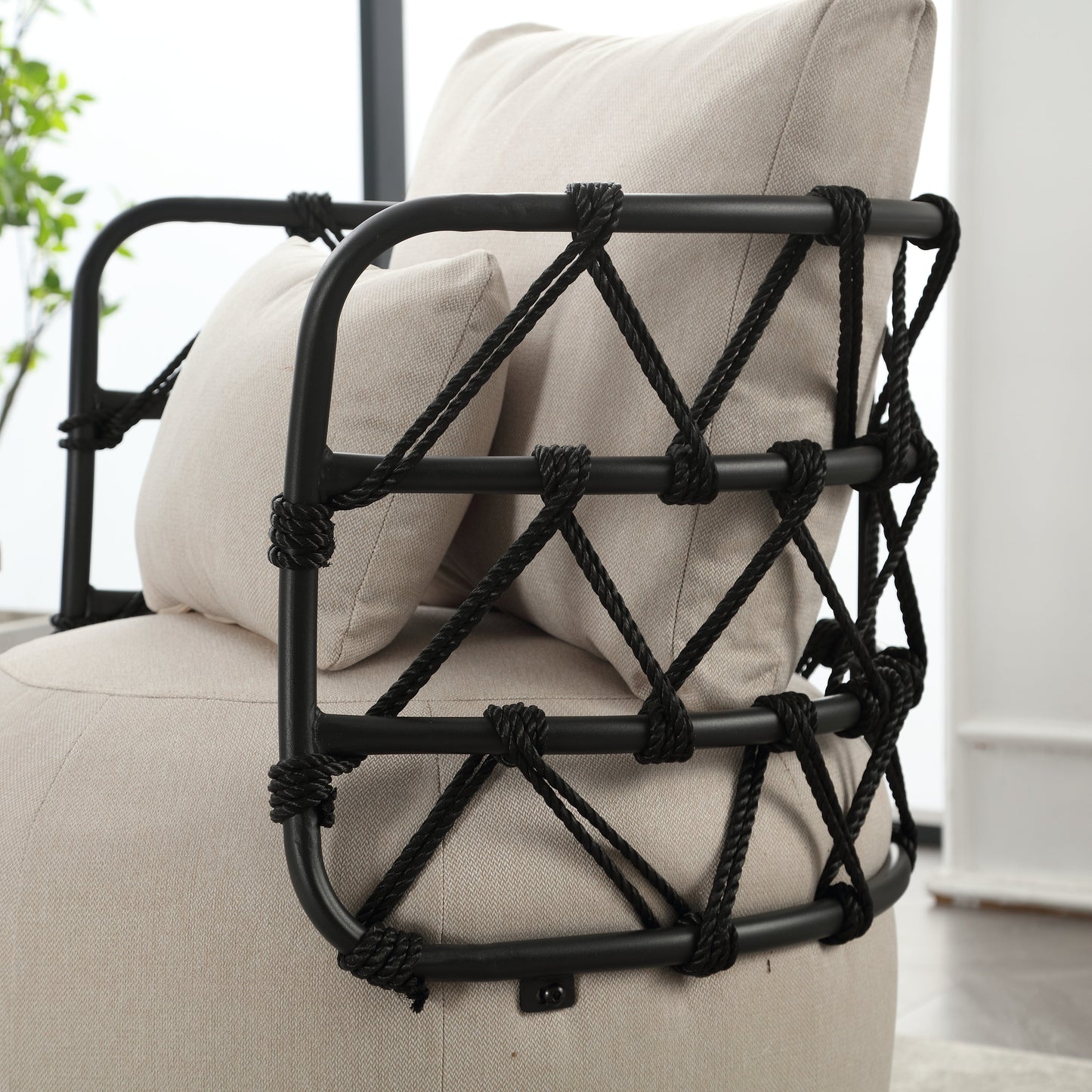 Silla de sala de estar tapizada y con botones COOLMORE