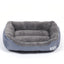 Cama para mascotas de felpa suave y acogedora con fondo impermeable