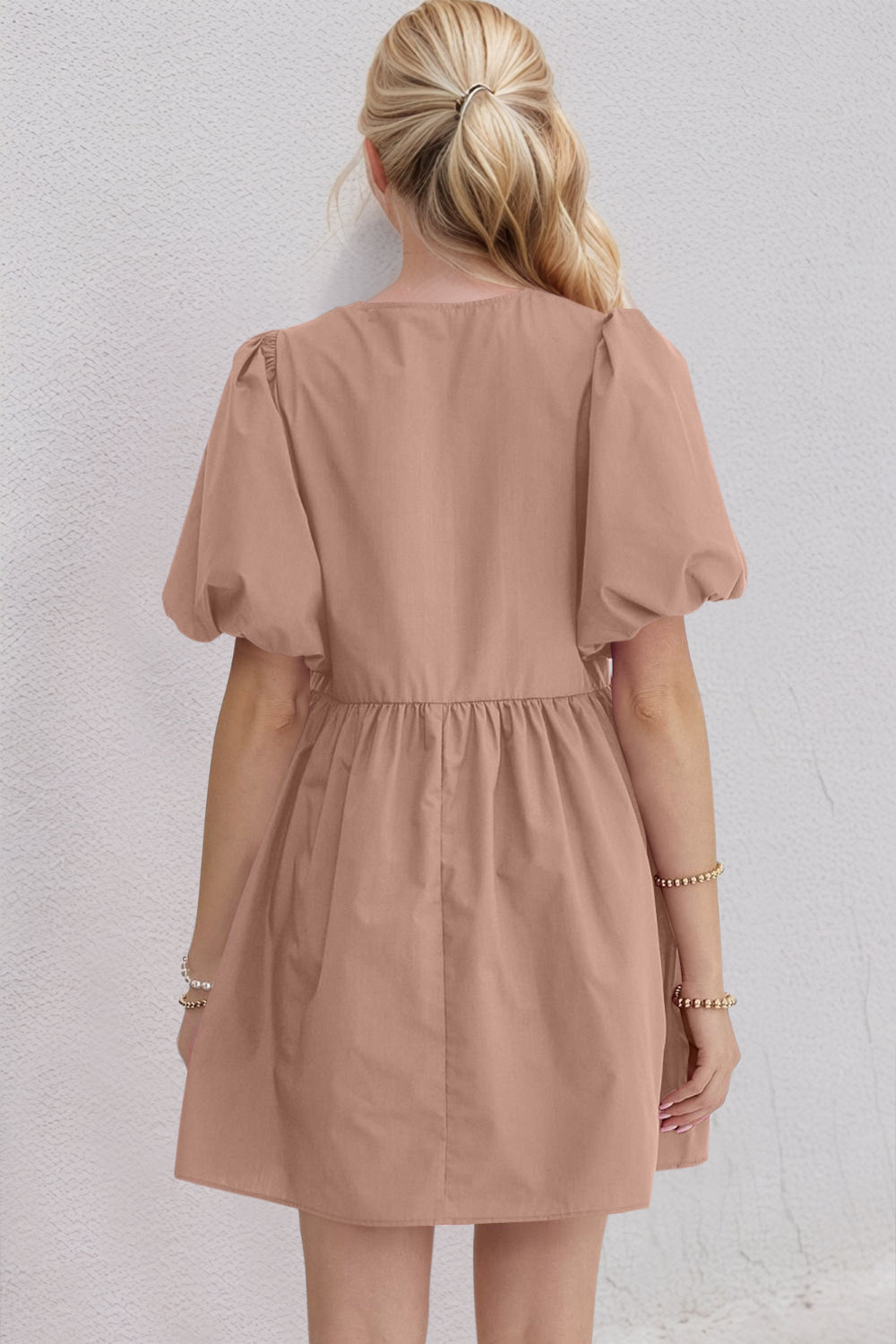 Elegant Ruched Puff Sleeve Mini Dress with Bow Detail