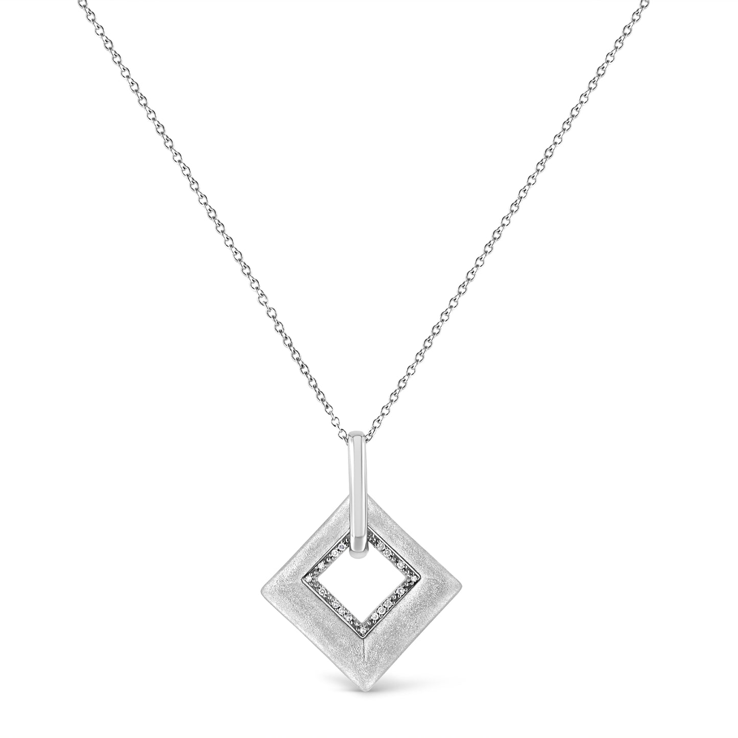 Collar con colgante en forma de cometa con acentos de diamante en plata esterlina .925