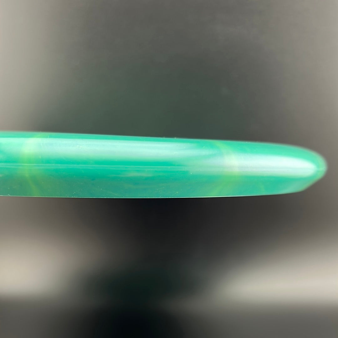 Lux Vapor Logic - Cosmic Curry Joyas de Abril