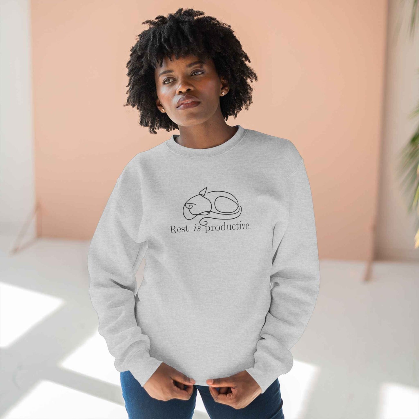 Sudadera Minimalista de Gato 'Descansar es Productivo'