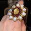 Bague ouverte en perle baroque naturelle vintage en laiton