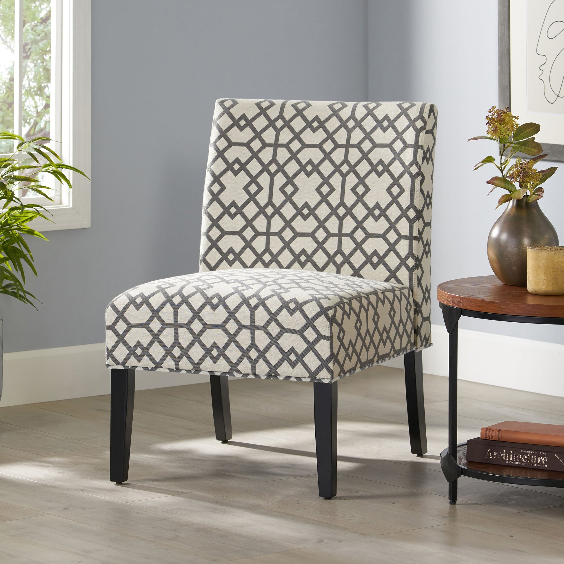 ACCENT CHAIR - Korvel