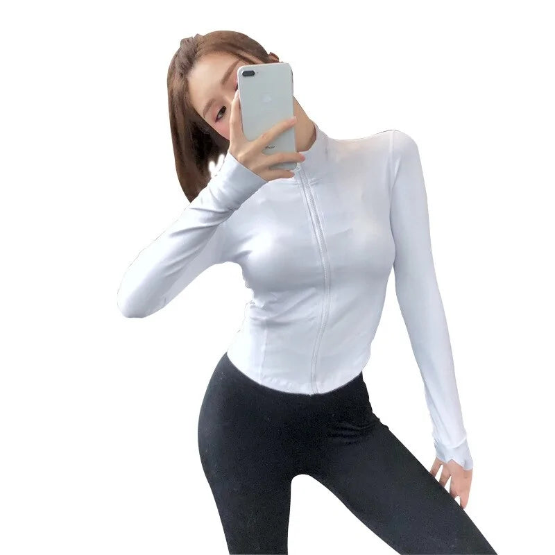 Veste de sport zippée ajustée pour femmes