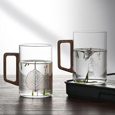 High end green tea cup with walnut handle and lid. High temperature resistant glass office drinking cup - Korvel