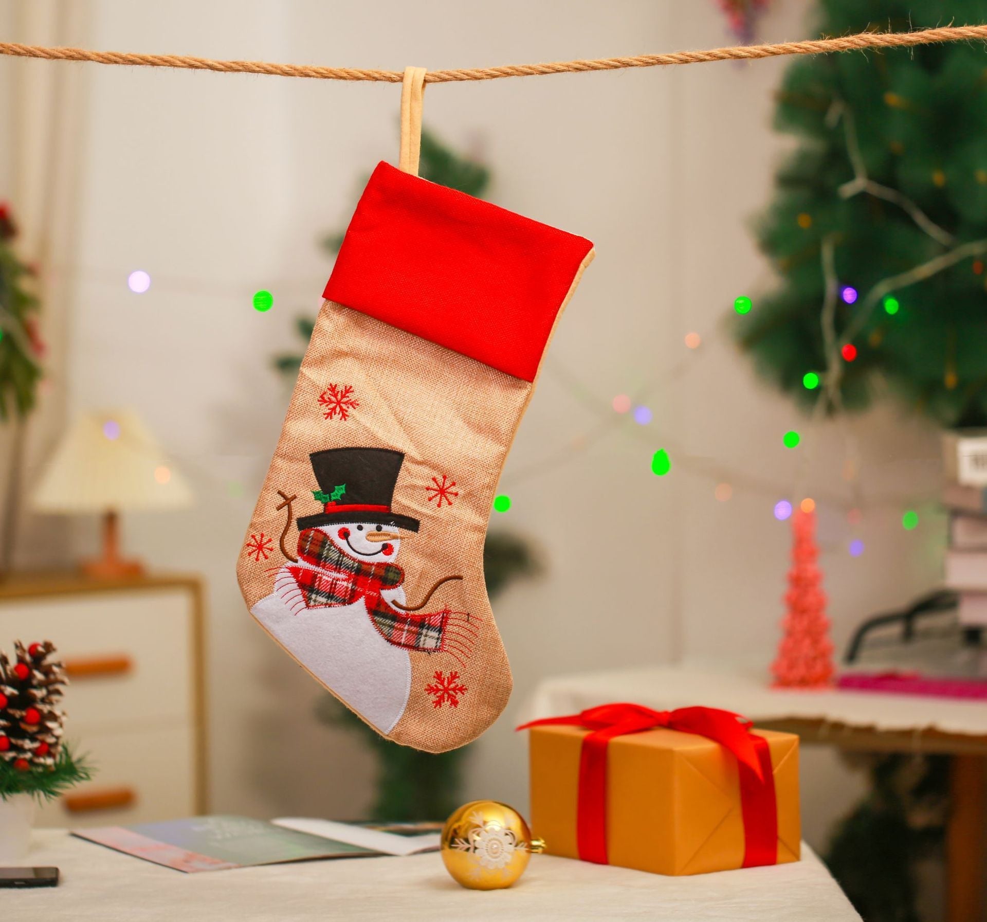Christmas Decoration Linen Red Bordered Old Man Snowman Christmas Socks Christmas Gift Bag Candy Socks - Korvel
