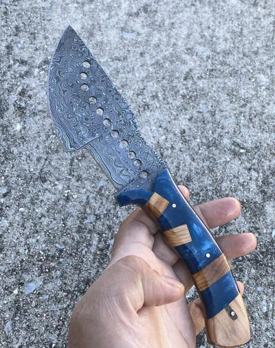 Handcrafted Damascus Steel Tom Brown Tracker Knife - 10" with Epoxy Resin Handle - Korvel