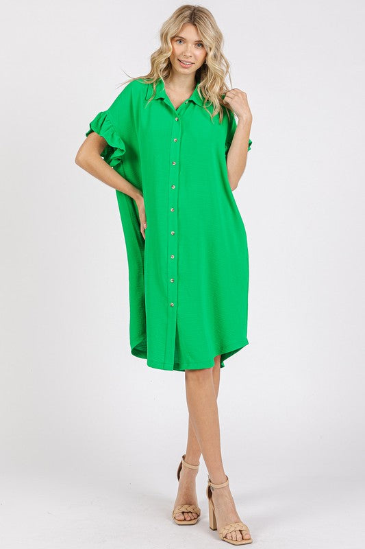 Robe à manches évasées avec boutons et poches