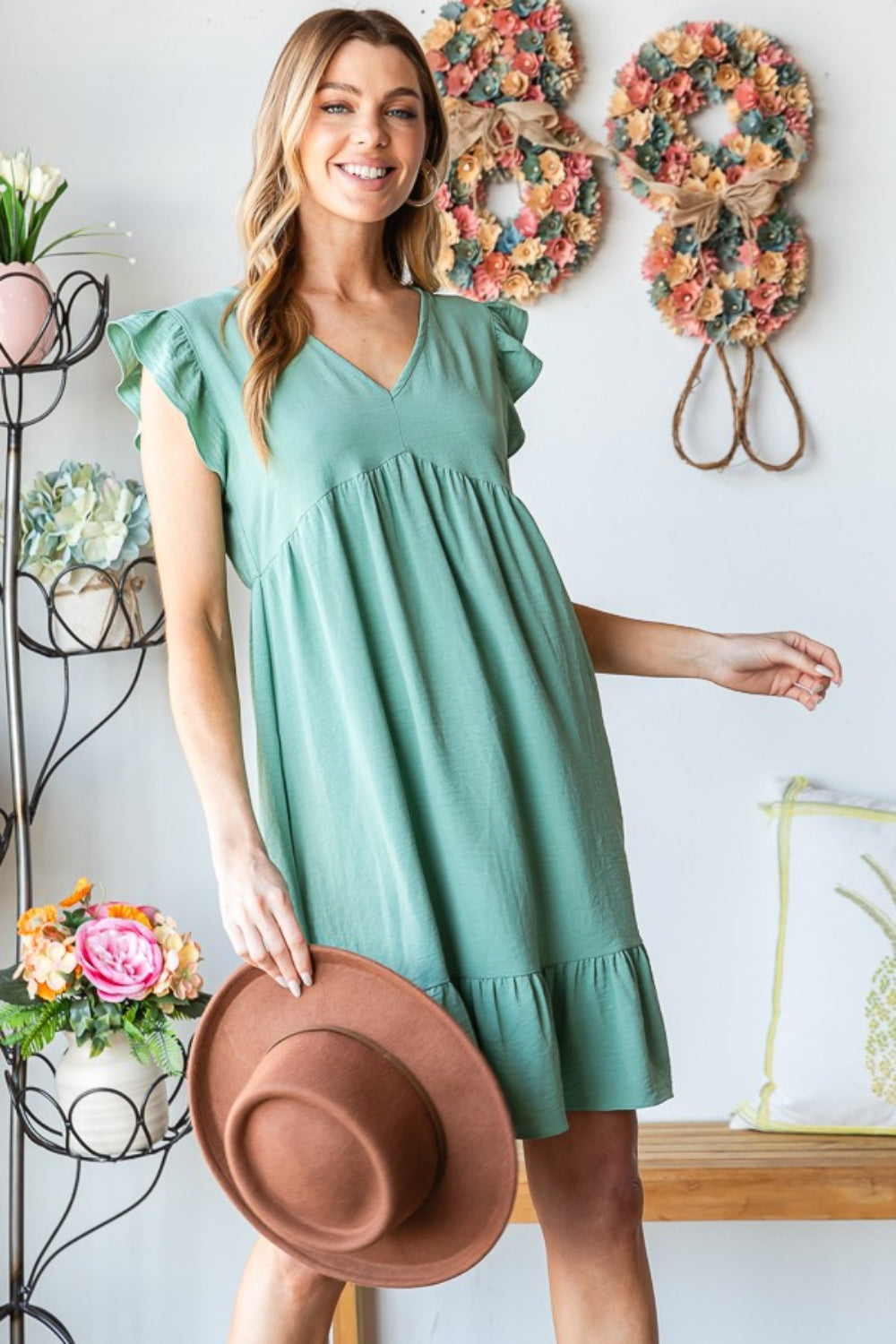Elegant Short Sleeve V Neck Ruffled Hem Dress