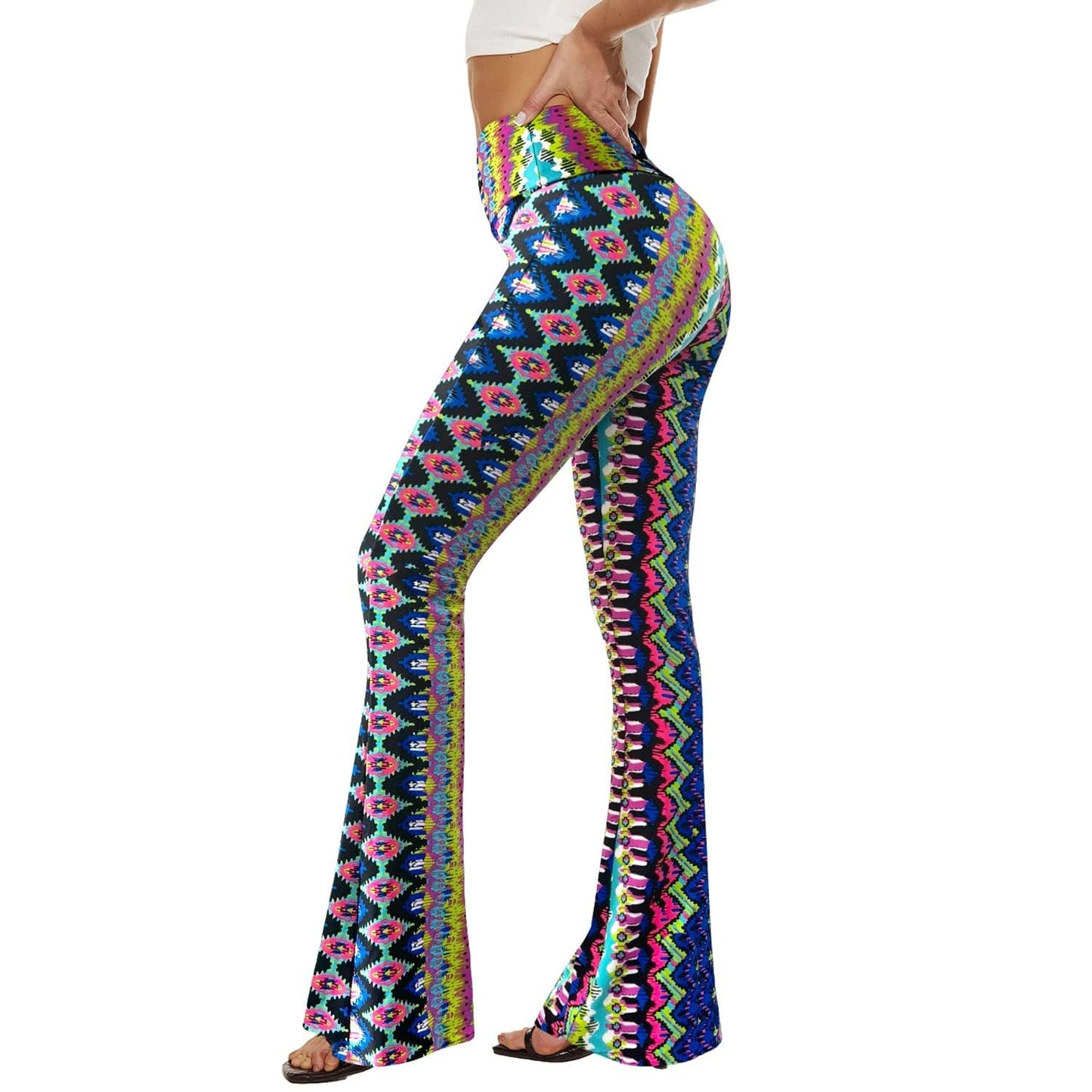 Chic Flare Yoga Pants: Curve-Hugging Comfort