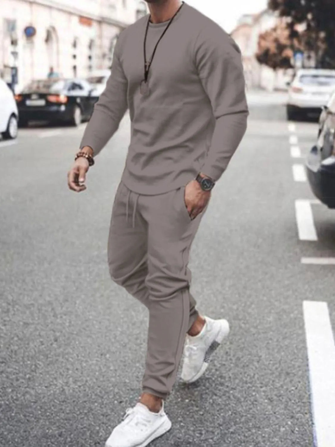 Ensemble haut à col rond à manches longues et pantalon grande taille pour hommes