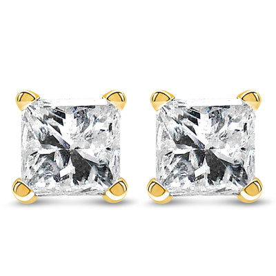 Pendientes de diamante solitario de corte princesa de oro amarillo de 14 quilates