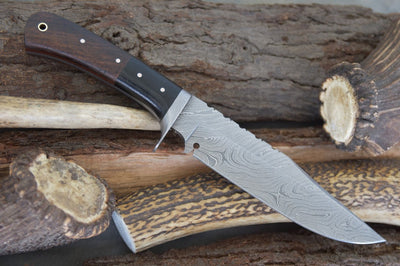 Artisan Crafted Damascus Steel Hunting Knife - Korvel