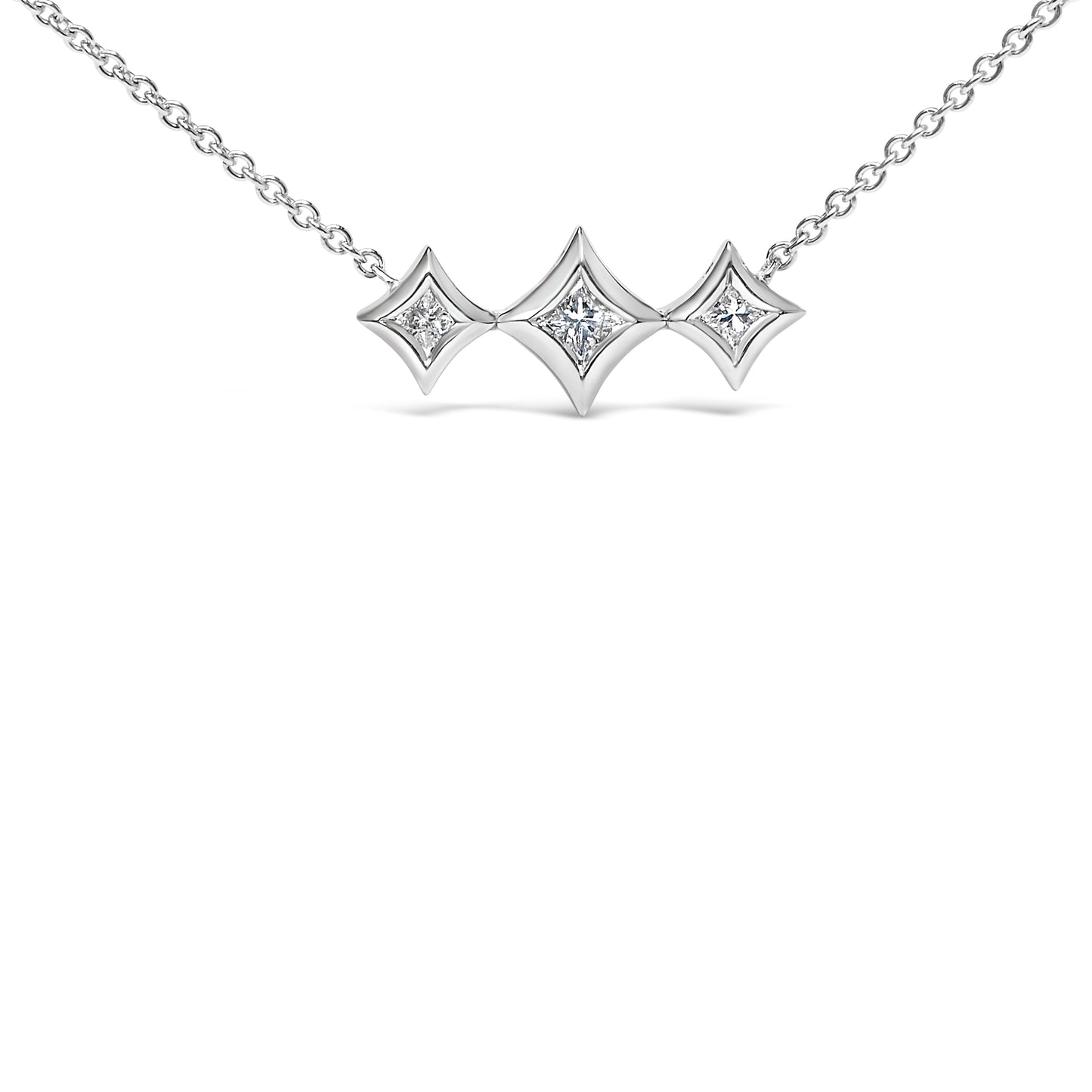 Collier en diamant princesse 3 pierres en or blanc 10K - 18 pouces