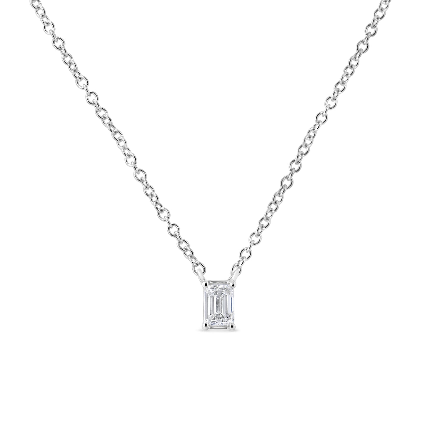 Collar de diamantes en forma de esmeralda de oro blanco de 14 quilates