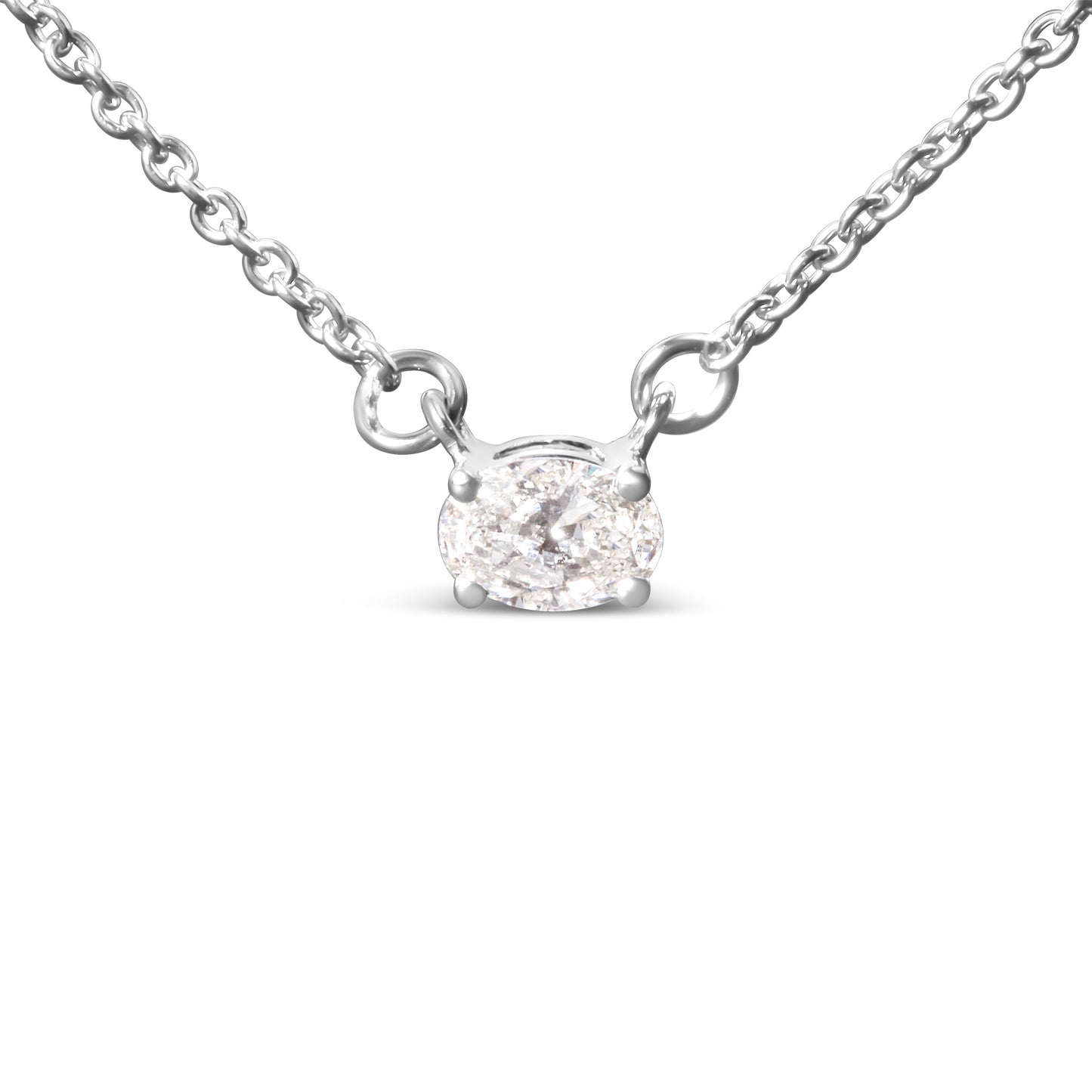 Collar de diamante ovalado cultivado en laboratorio de oro blanco de 14 quilates