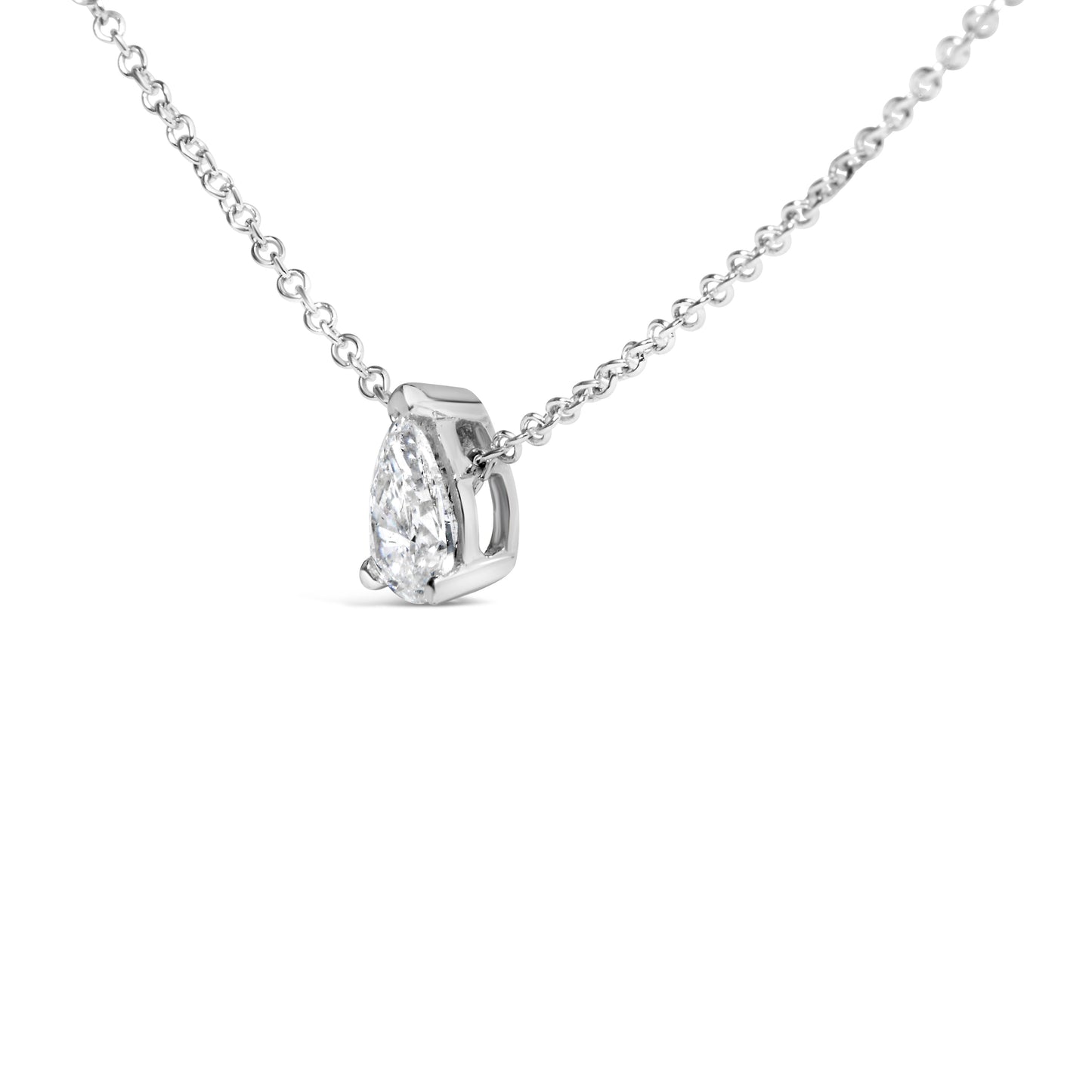 Collar de diamante cultivado en laboratorio en forma de pera de oro blanco de 14 quilates