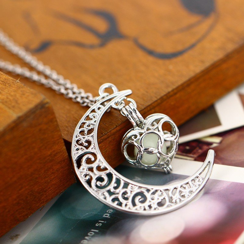 Collar de Pendiente Brillante con Cadena de Plata