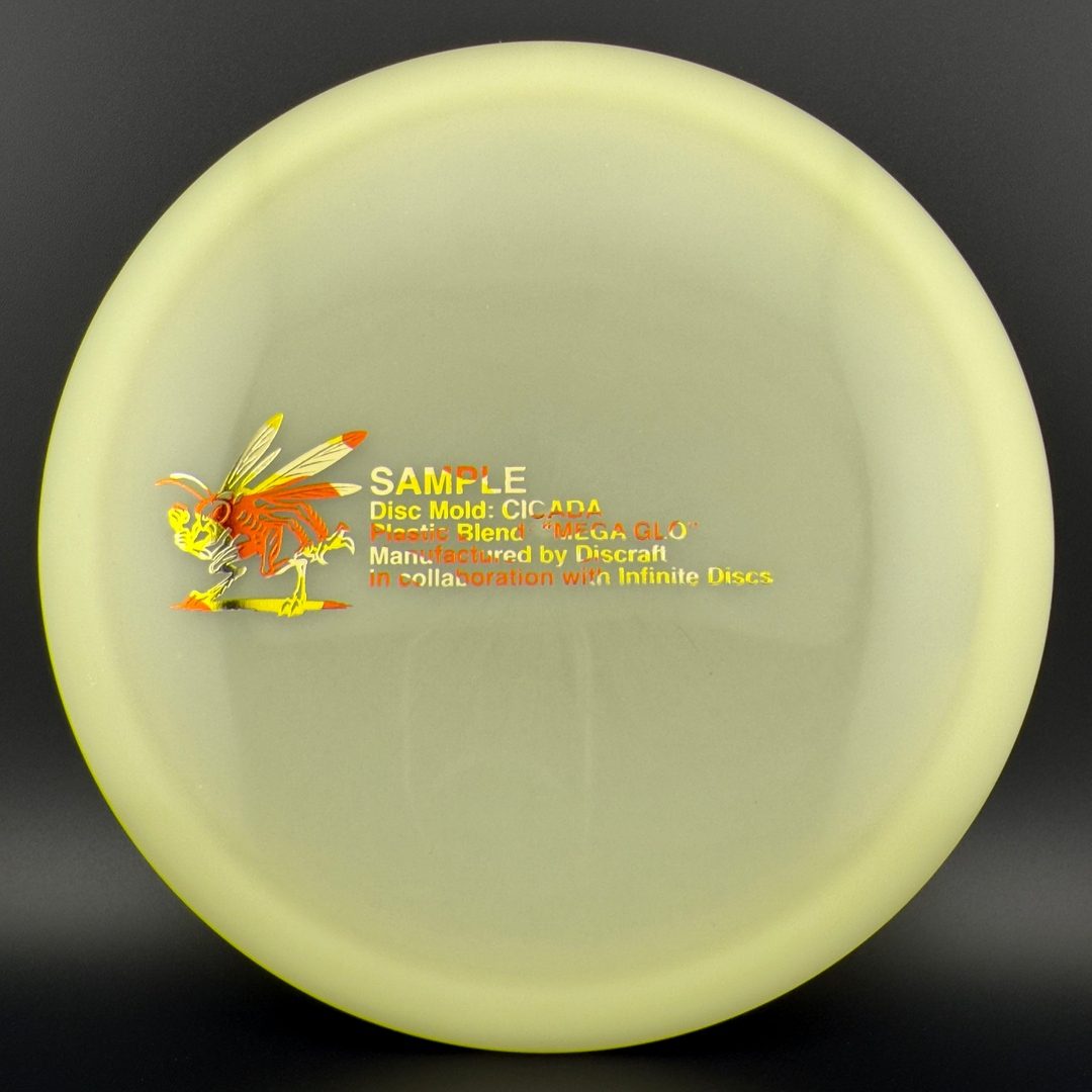 Mega Glo Cicada - Disque de Disc Golf Premium