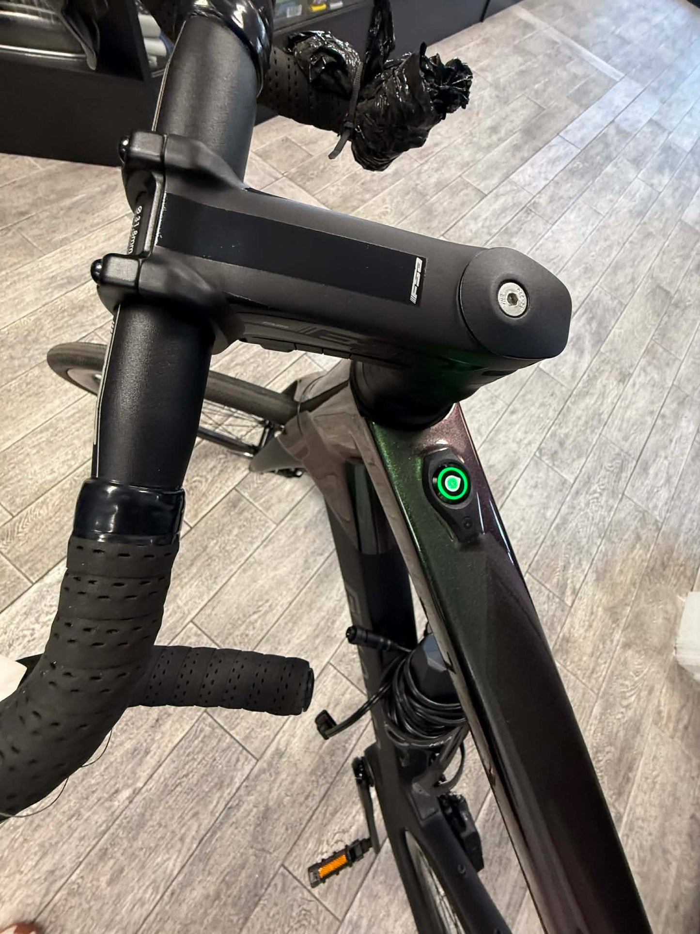 Bicicleta de Carretera Fantic F-Moser - Caja Abierta