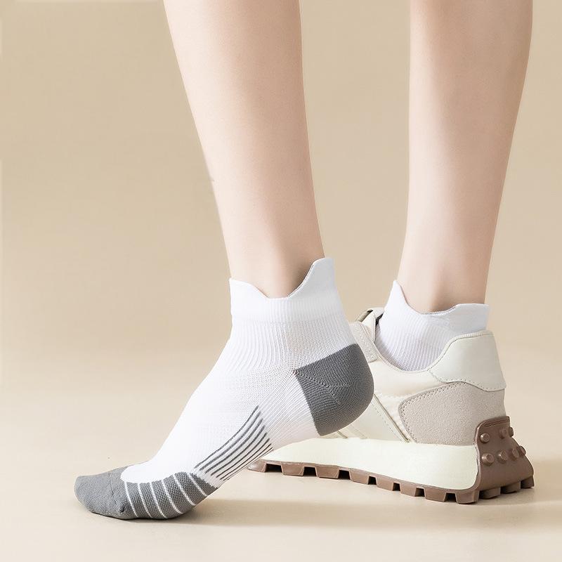 Premium Athletic Socks for Men and Women - Anti-Slip & Wear-Resistant