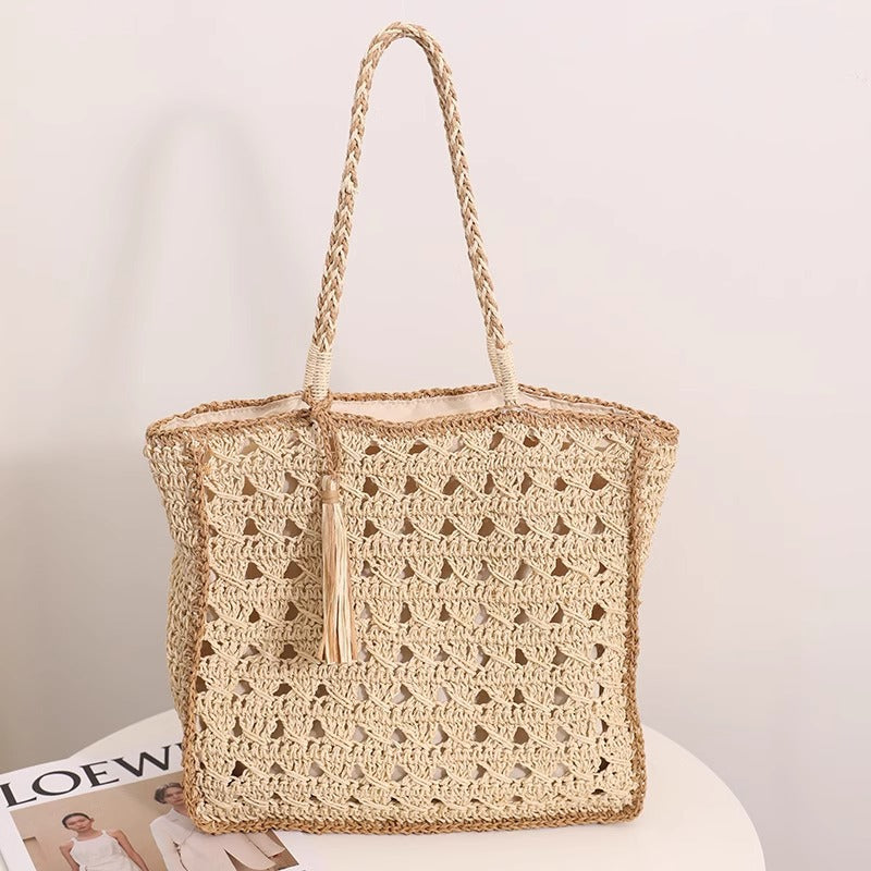 Handmade Grass Woven Shoulder Bag with Tassel