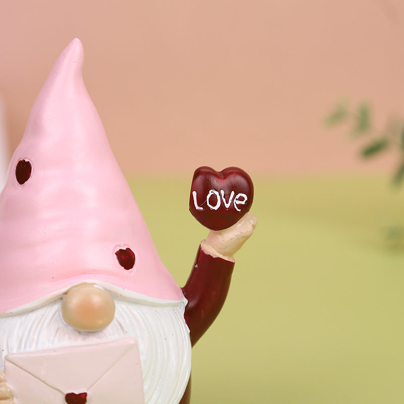 Valentine's Day Dwarf Doll Resin Gift Ornament