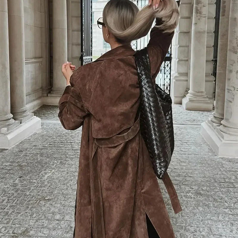 Manteau long en suède vintage à double boutonnage avec ceinture