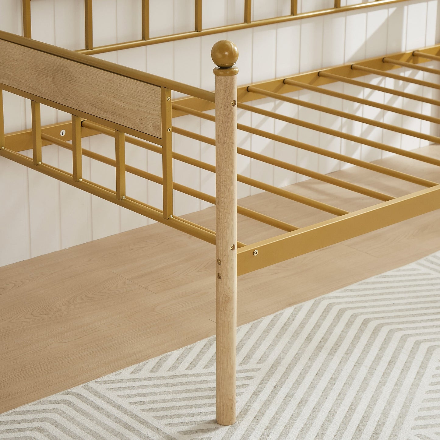 Elegant Golden Metal Daybed with Trundle - Twin Size