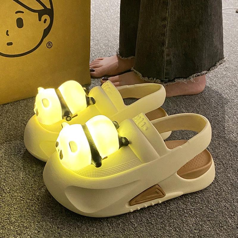 Chaussons Lumineux Mandotos Panda pour Femmes - Sandales Confort en EVA