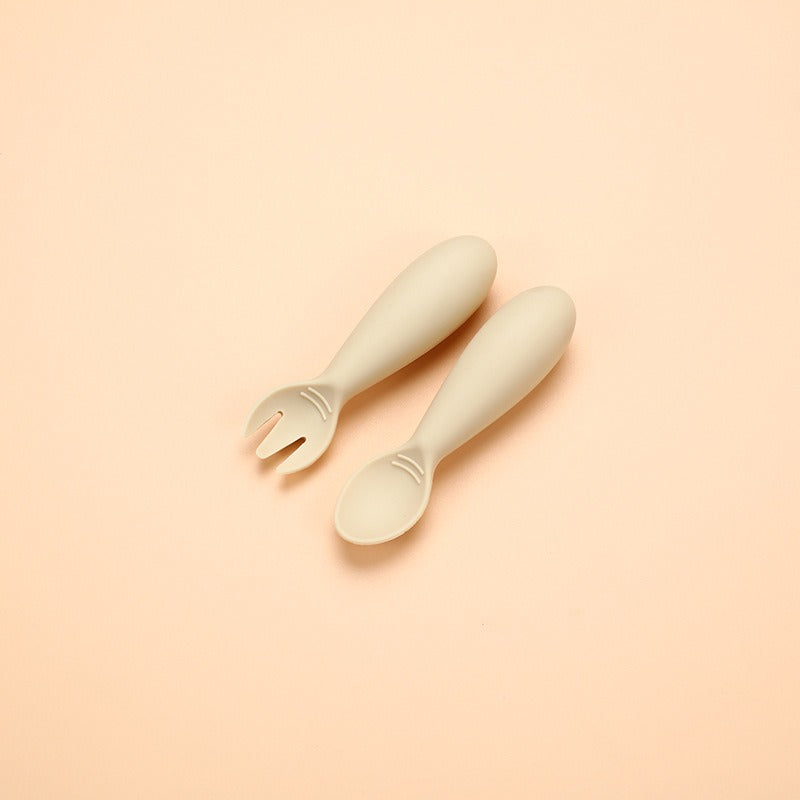 Hot selling silicone baby soft spoon, food grade children's complementary food, eating fat fork spoon - Korvel