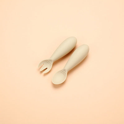 Hot selling silicone baby soft spoon, food grade children's complementary food, eating fat fork spoon - Korvel